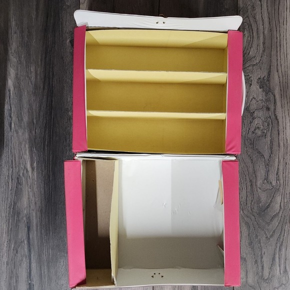 VINTAGE Pink MINER FASHION DOLL WARDROBE TRUNK 1981 - Picture 5 of 5